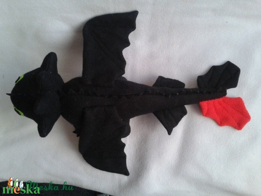 Fogatlan sárkány -  - Meska.hu