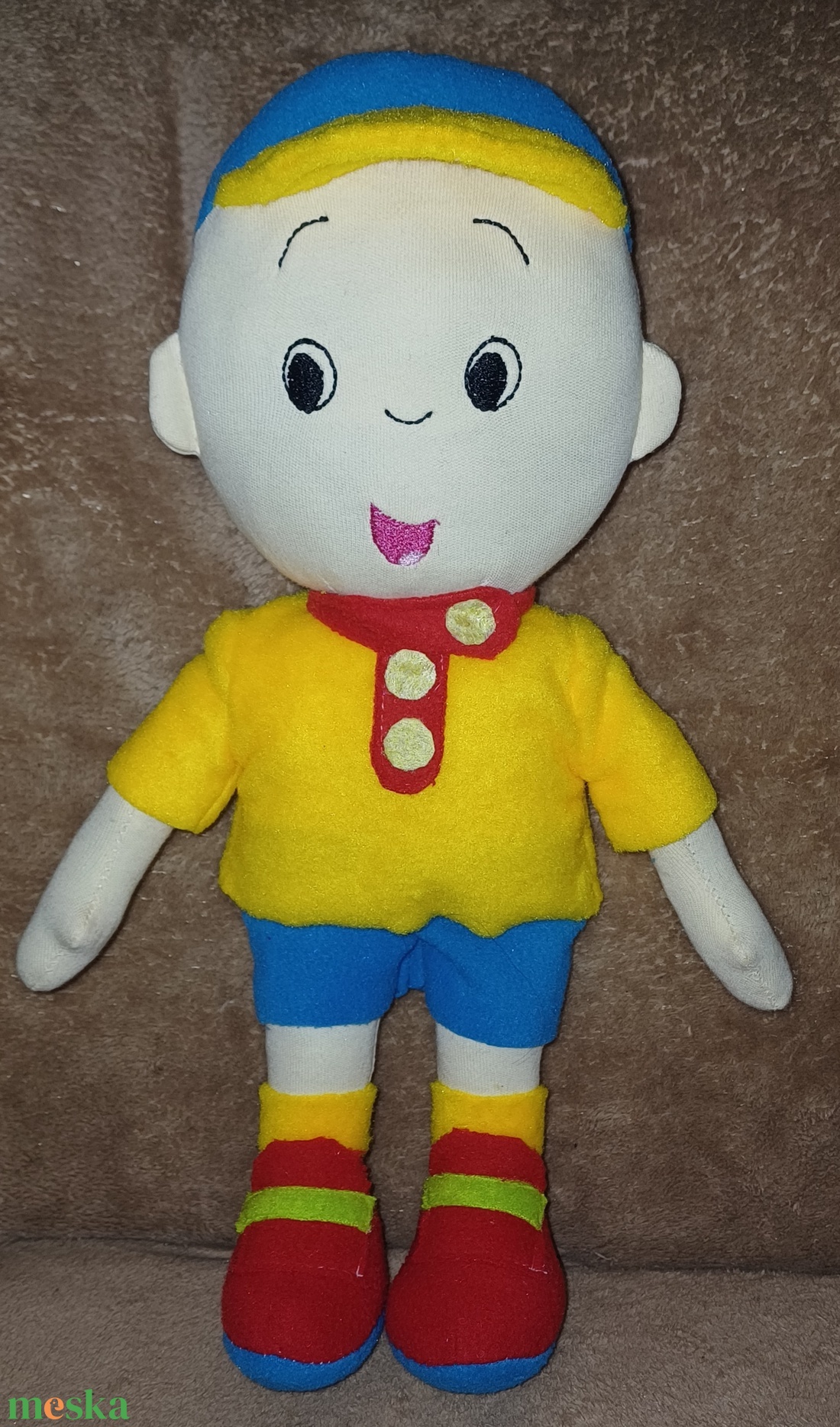 Caillou - játék & sport - plüssállat & játékfigura - ember - Meska.hu Caillou - játék & sport - plüssállat & játékfigura - ember - Meska.hu