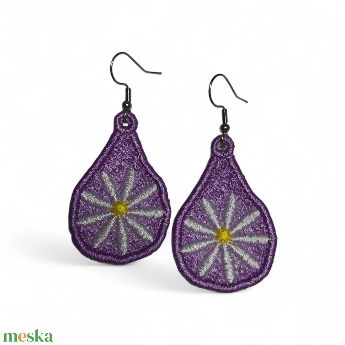 Virágos fülbevaló  - ékszer - fülbevaló - lógó fülbevaló - Meska.hu