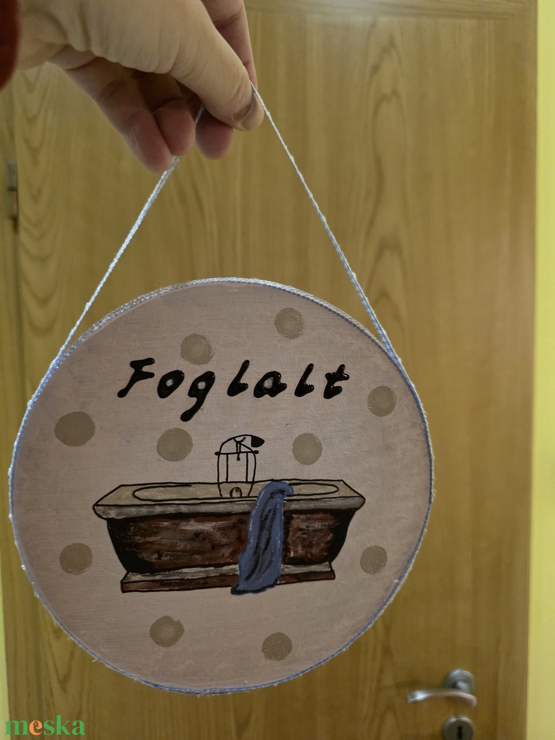 Kézzel festett, kétoldalas tábla,  3D felirat falusi szállásokba, nyaralóba, vendégházba, airbnb-be, lakád-és házavatóra - otthon & életmód - dekoráció - ajtó- és ablak dekoráció - ajtótábla - Meska.hu