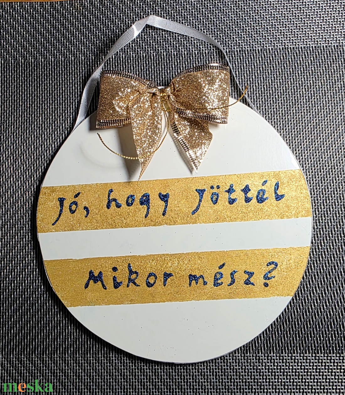 Újrahasznosított, kézzel festett, vicces tábla polcra, falra. Házavatóra, lakásavatóra - otthon & életmód - dekoráció - kép & falikép - 3d képek - Meska.hu