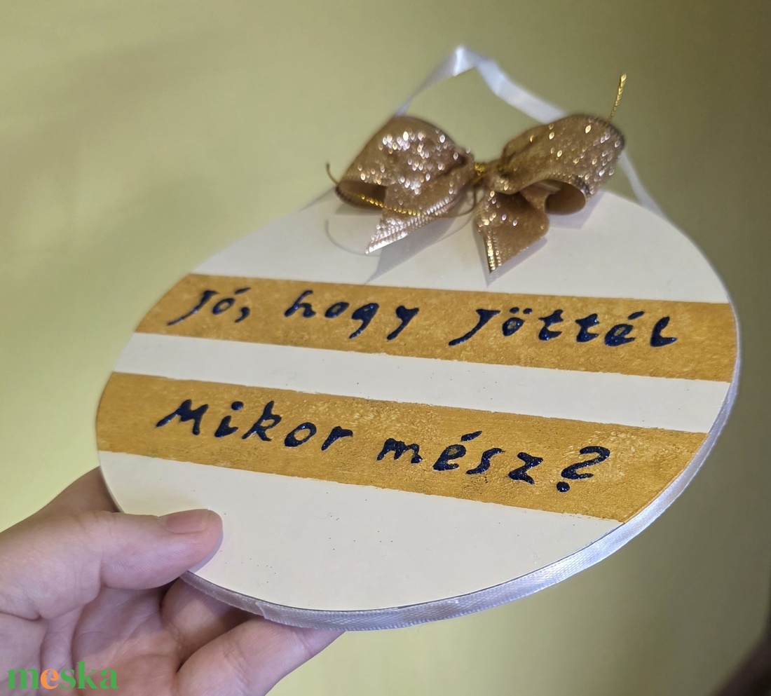 Újrahasznosított, kézzel festett, vicces tábla polcra, falra. Házavatóra, lakásavatóra - otthon & életmód - dekoráció - kép & falikép - 3d képek - Meska.hu