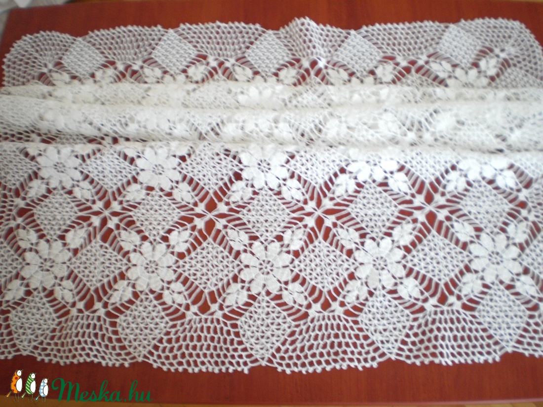 Horgolt terítő 65 x 65 cm - otthon & életmód - dekoráció - Meska.hu