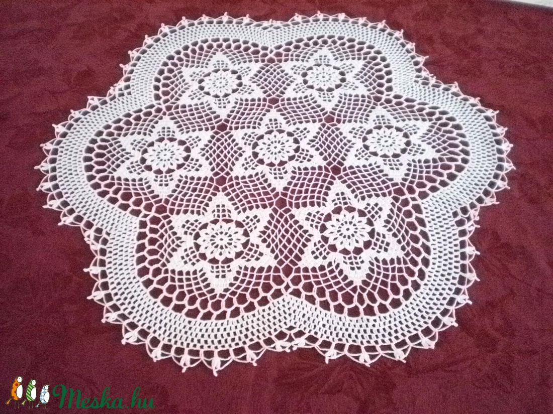 Horgolt terítő 65 cm átmérővel - otthon & életmód - dekoráció - Meska.hu