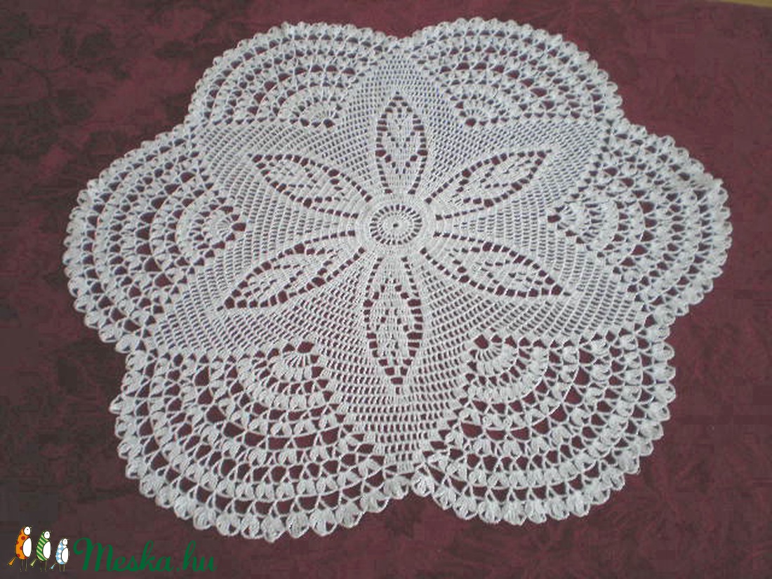 Horgolt terítő 50 cm átmérőjű -  - Meska.hu
