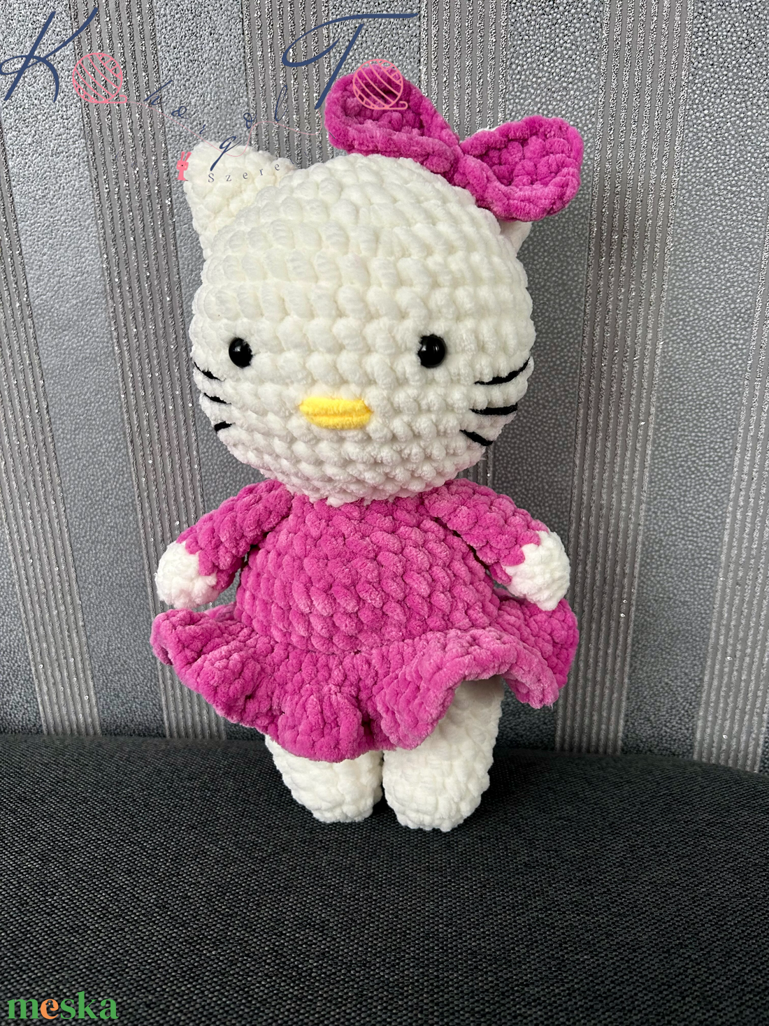 30 cm-es amigurumi horgolt Hello Kitty - játék & sport - plüssállat & játékfigura - cica - Meska.hu 30 cm-es amigurumi horgolt Hello Kitty - játék & sport - plüssállat & játékfigura - cica - Meska.hu