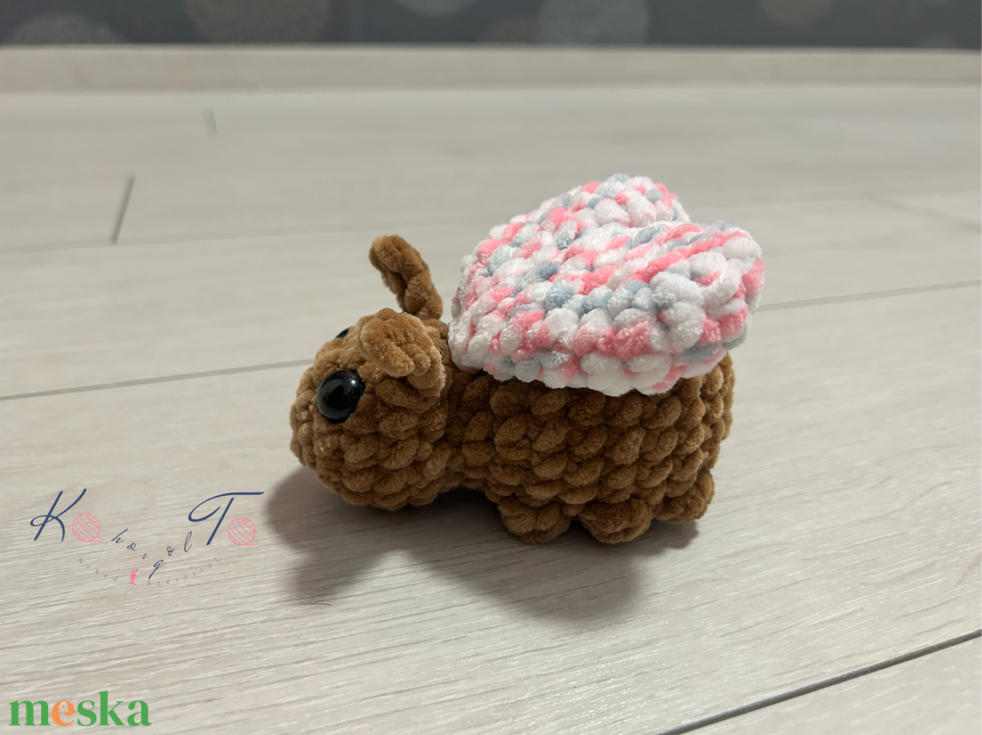 Amigurumi horgolt szerelmes bogár - játék & sport - plüssállat & játékfigura - más figura - Meska.hu Amigurumi horgolt szerelmes bogár - játék & sport - plüssállat & játékfigura - más figura - Meska.hu