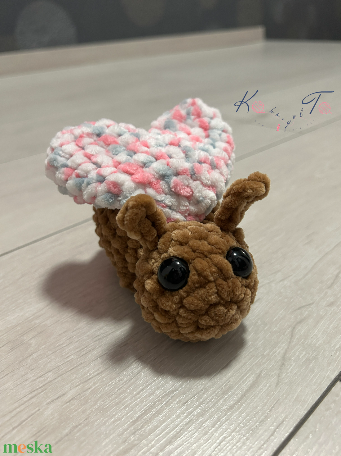 Amigurumi horgolt szerelmes bogár - játék & sport - plüssállat & játékfigura - más figura - Meska.hu Amigurumi horgolt szerelmes bogár - játék & sport - plüssállat & játékfigura - más figura - Meska.hu