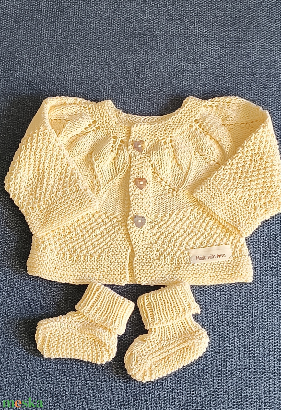 Egyedi kézzel kötött unisex baba kiskabát és cipö - baba - mama - babaruházat - babaruha szett - Meska.hu