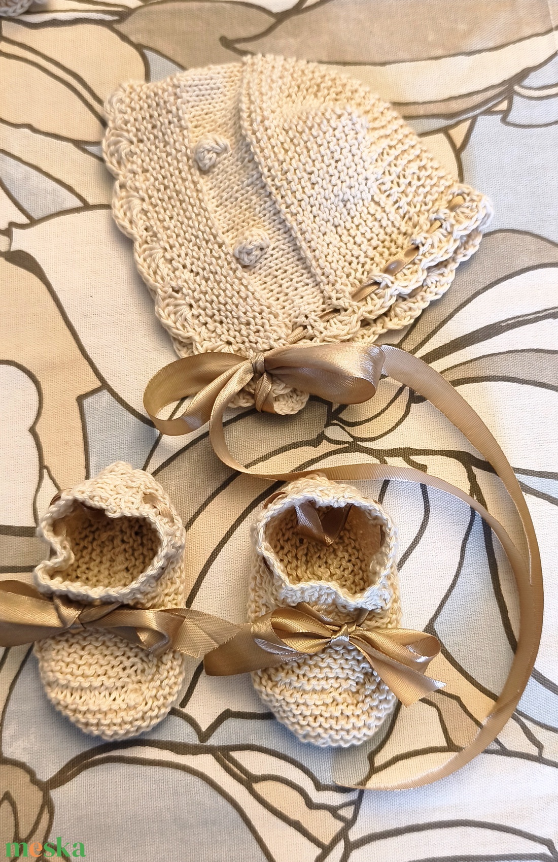 Kötött baba szett pamut fonalból  - baba - mama - babaruházat - babaruha szett - Meska.hu