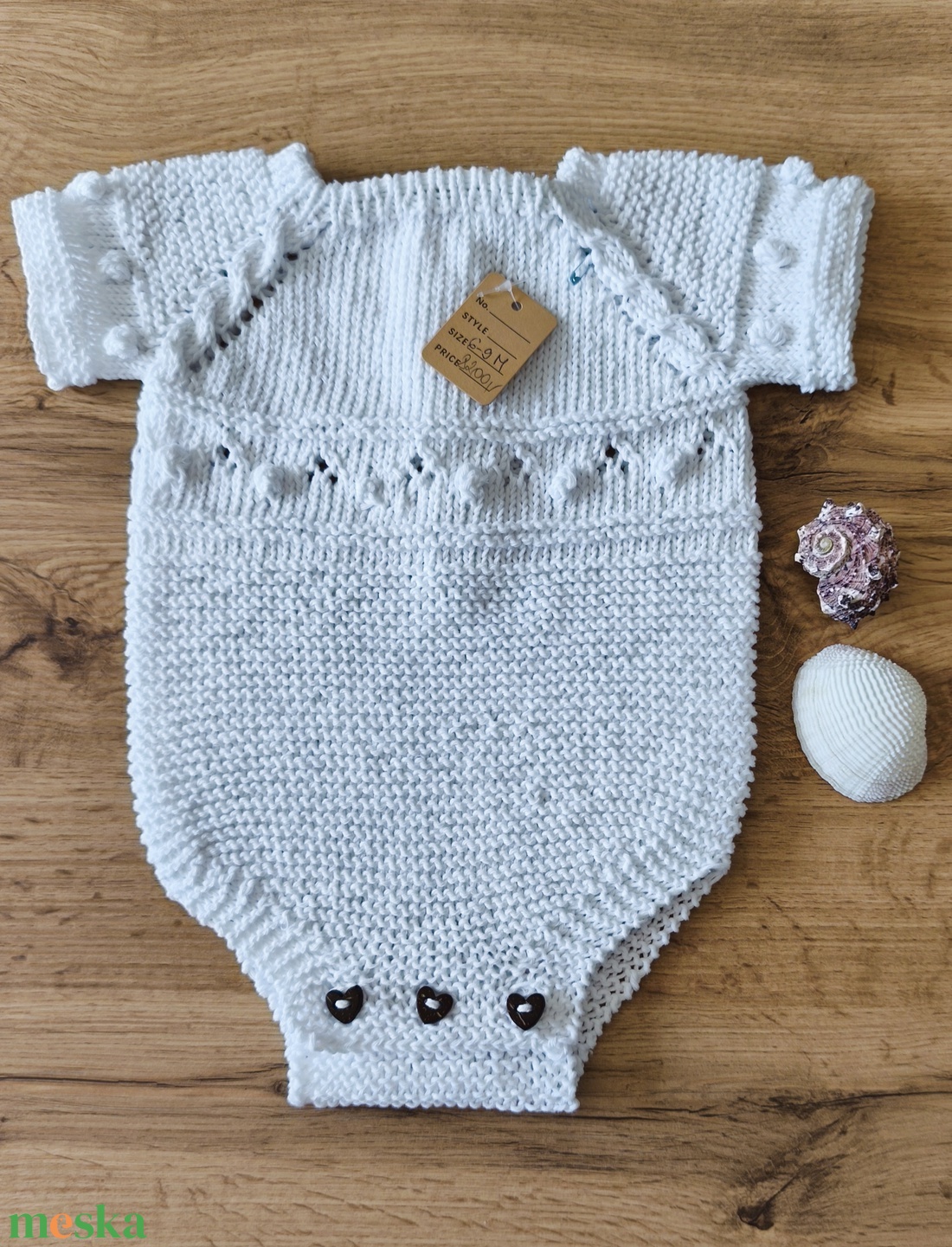 Tiszta pamut kézzel kötött bébi rugdalodzó  - baba - mama - babafotózás - baba mérföldkő kártyák - Meska.hu