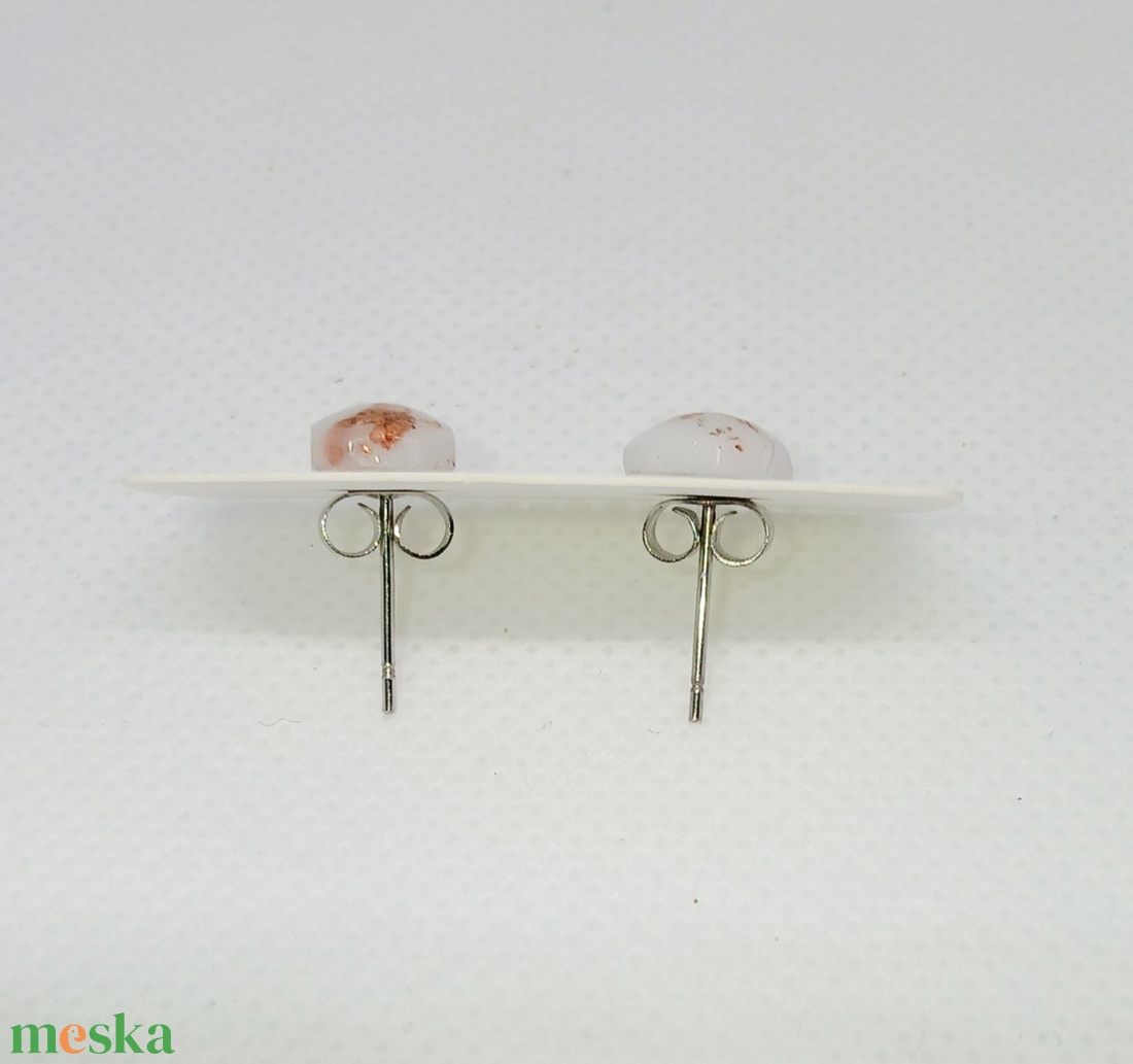 Bronz színű fóliapehellyel díszített fülbevaló - ékszer - fülbevaló - fülékszer - Meska.hu