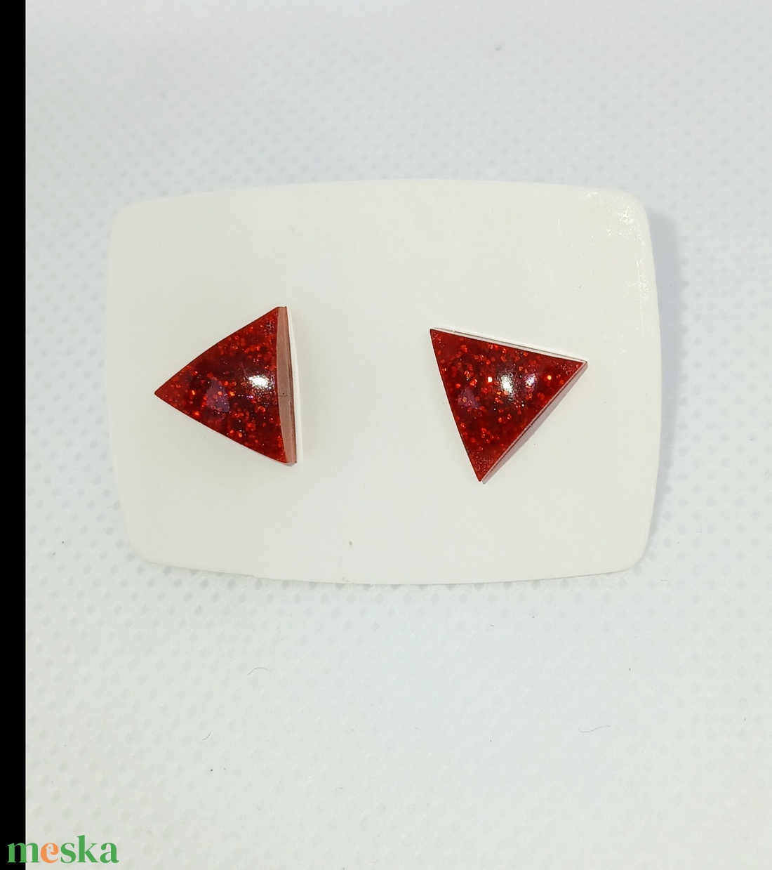 Piros színű csillámmal díszített fülbevaló - ékszer - fülbevaló - fülékszer - Meska.hu
