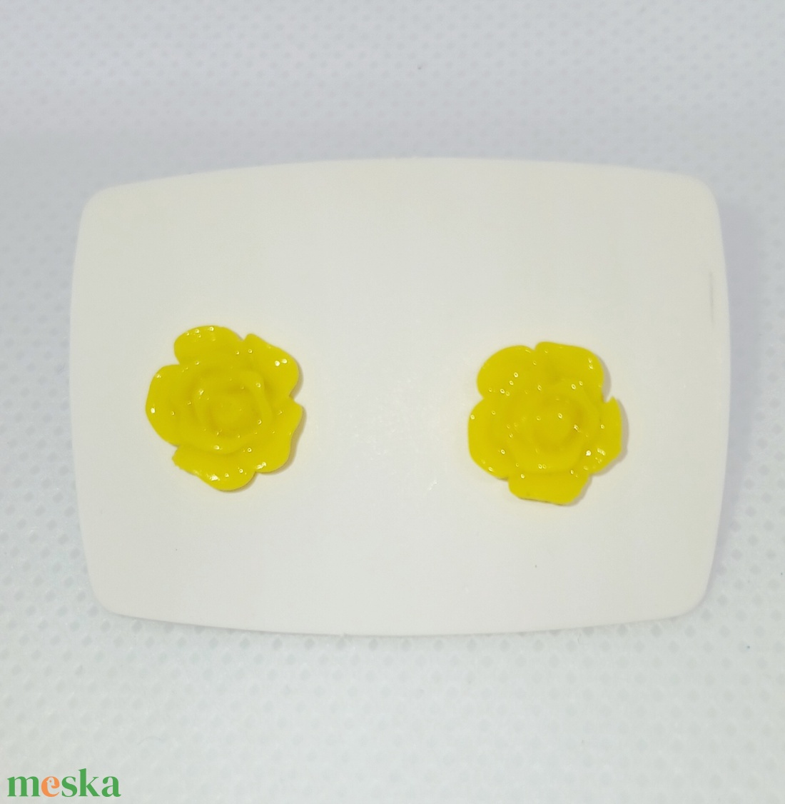 Sárga színű, rózsa alakú fülbevaló - ékszer - fülbevaló - fülékszer - Meska.hu