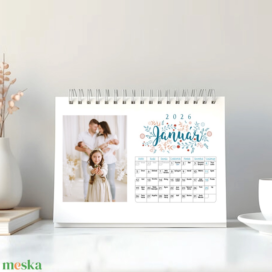 2026-os személyre szabható 13 oldalas, színes,  fényképes asztali naptár.  - otthon & életmód - dekoráció - fali és függő dekoráció - falinaptár & öröknaptár - Meska.hu