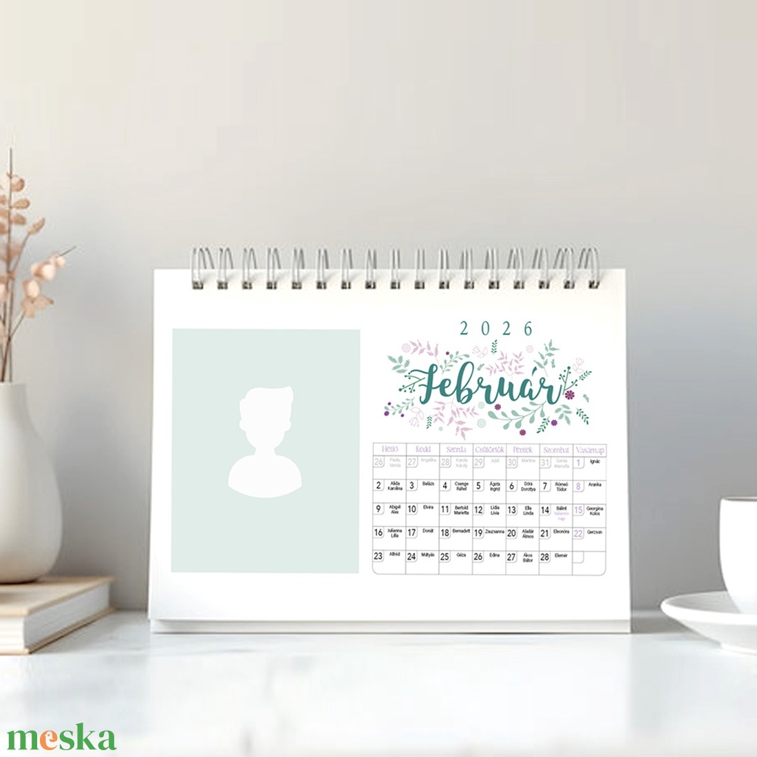 2026-os személyre szabható 13 oldalas, színes,  fényképes asztali naptár.  - otthon & életmód - dekoráció - fali és függő dekoráció - falinaptár & öröknaptár - Meska.hu