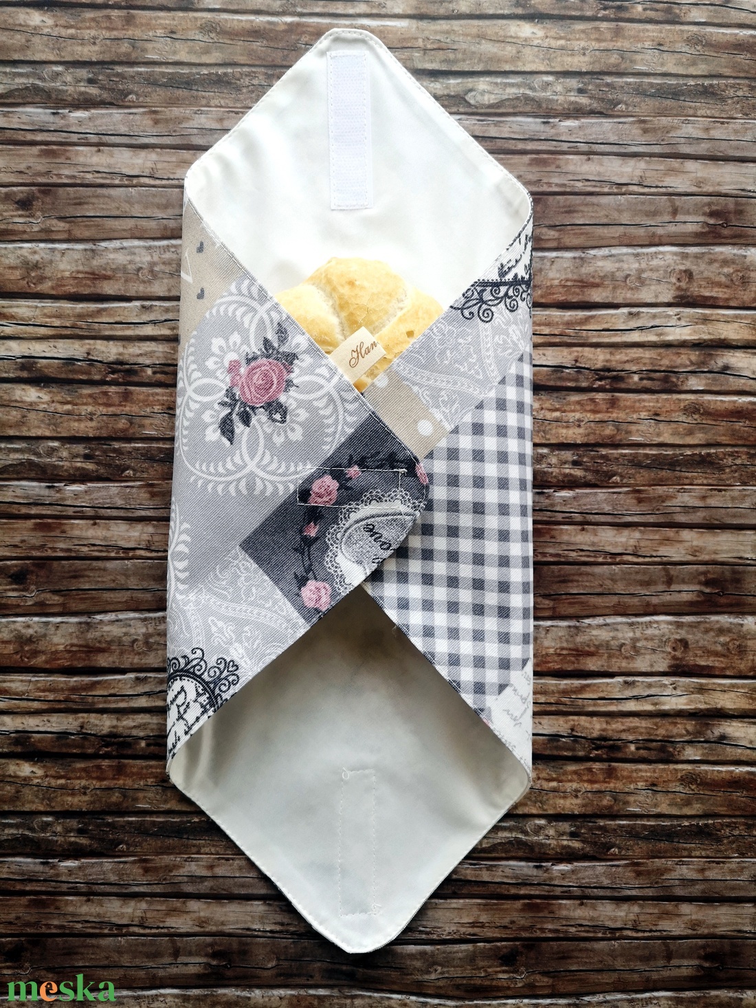 Vintage romantikus újraszalvéta Zero Waste - táska & tok - uzsonna- & ebéd tartó - szendvics csomagoló - Meska.hu Vintage romantikus újraszalvéta Zero Waste - táska & tok - uzsonna- & ebéd tartó - szendvics csomagoló - Meska.hu