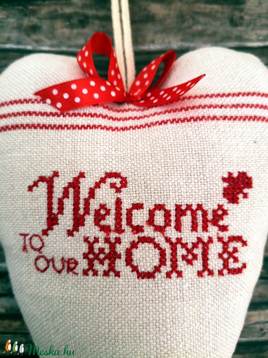Welcome home hímzett lenvászon szívecske csengővel - otthon & életmód - dekoráció - Meska.hu Welcome home hímzett lenvászon szívecske csengővel - otthon & életmód - dekoráció - Meska.hu