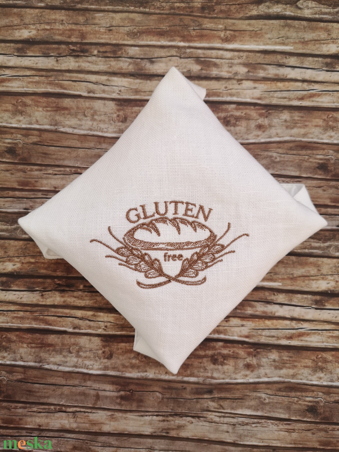 Gluten free hímzett - újraszalvéta Zero Waste - táska & tok - uzsonna- & ebéd tartó - szendvics csomagoló - Meska.hu Gluten free hímzett - újraszalvéta Zero Waste - táska & tok - uzsonna- & ebéd tartó - szendvics csomagoló - Meska.hu