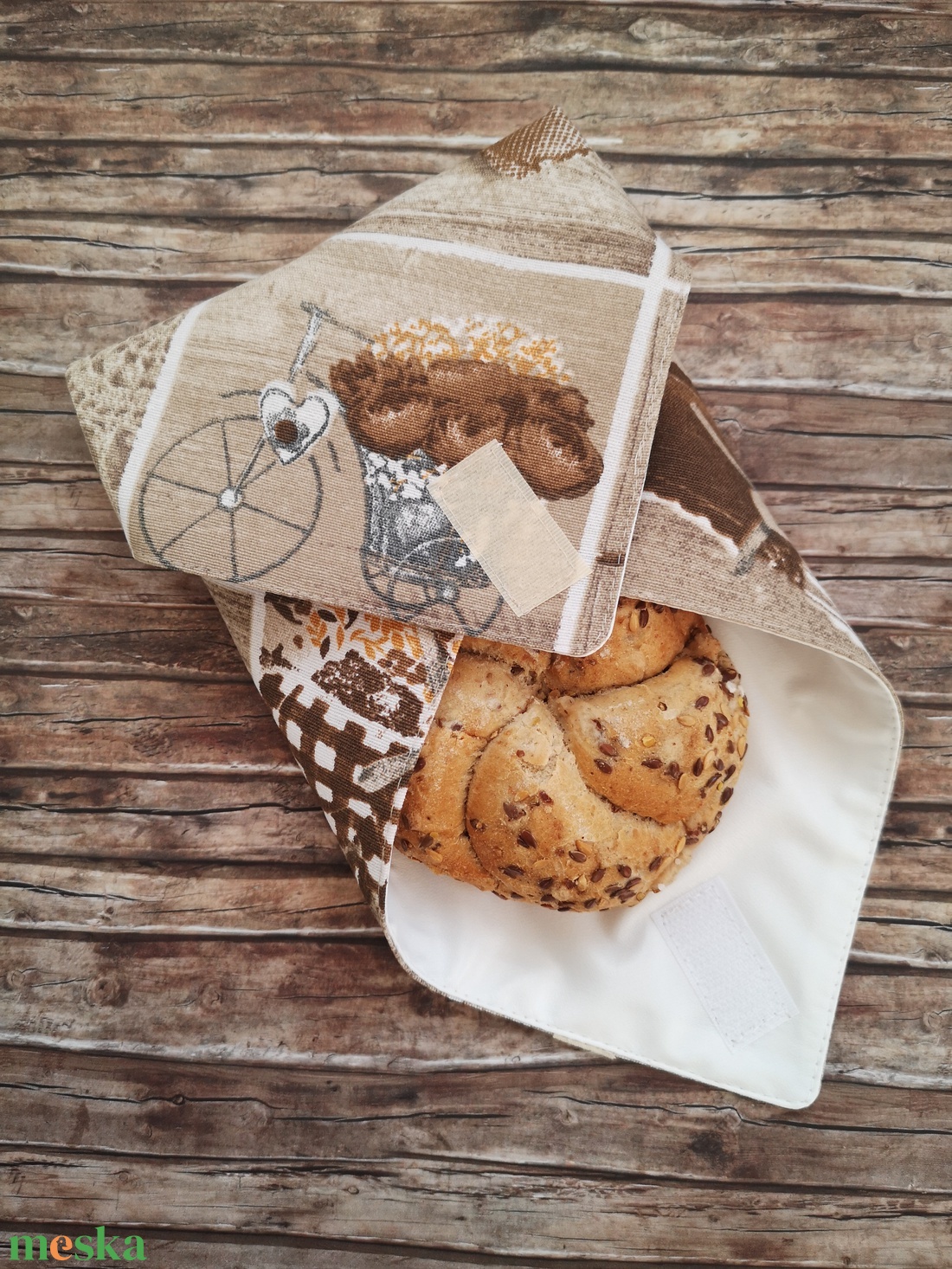 Újraszalvéta vintage romantikus mintás Zero Waste - táska & tok - uzsonna- & ebéd tartó - szendvics csomagoló - Meska.hu Újraszalvéta vintage romantikus mintás Zero Waste - táska & tok - uzsonna- & ebéd tartó - szendvics csomagoló - Meska.hu
