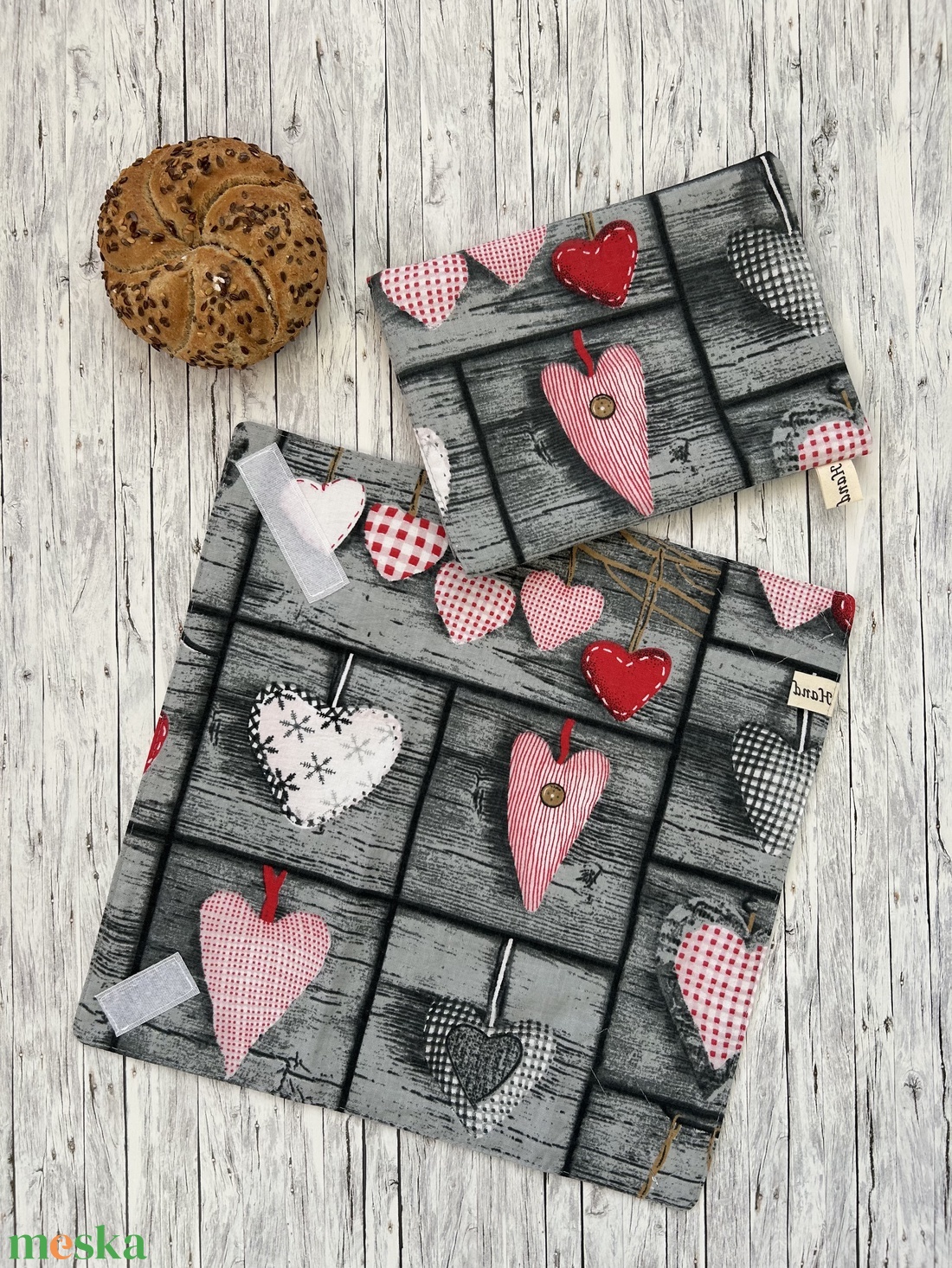 Szívecskés újraszalvéta + snackbag - Zero Waste szett - táska & tok - uzsonna- & ebéd tartó - szendvics csomagoló - Meska.hu Szívecskés újraszalvéta + snackbag - Zero Waste szett - táska & tok - uzsonna- & ebéd tartó - szendvics csomagoló - Meska.hu