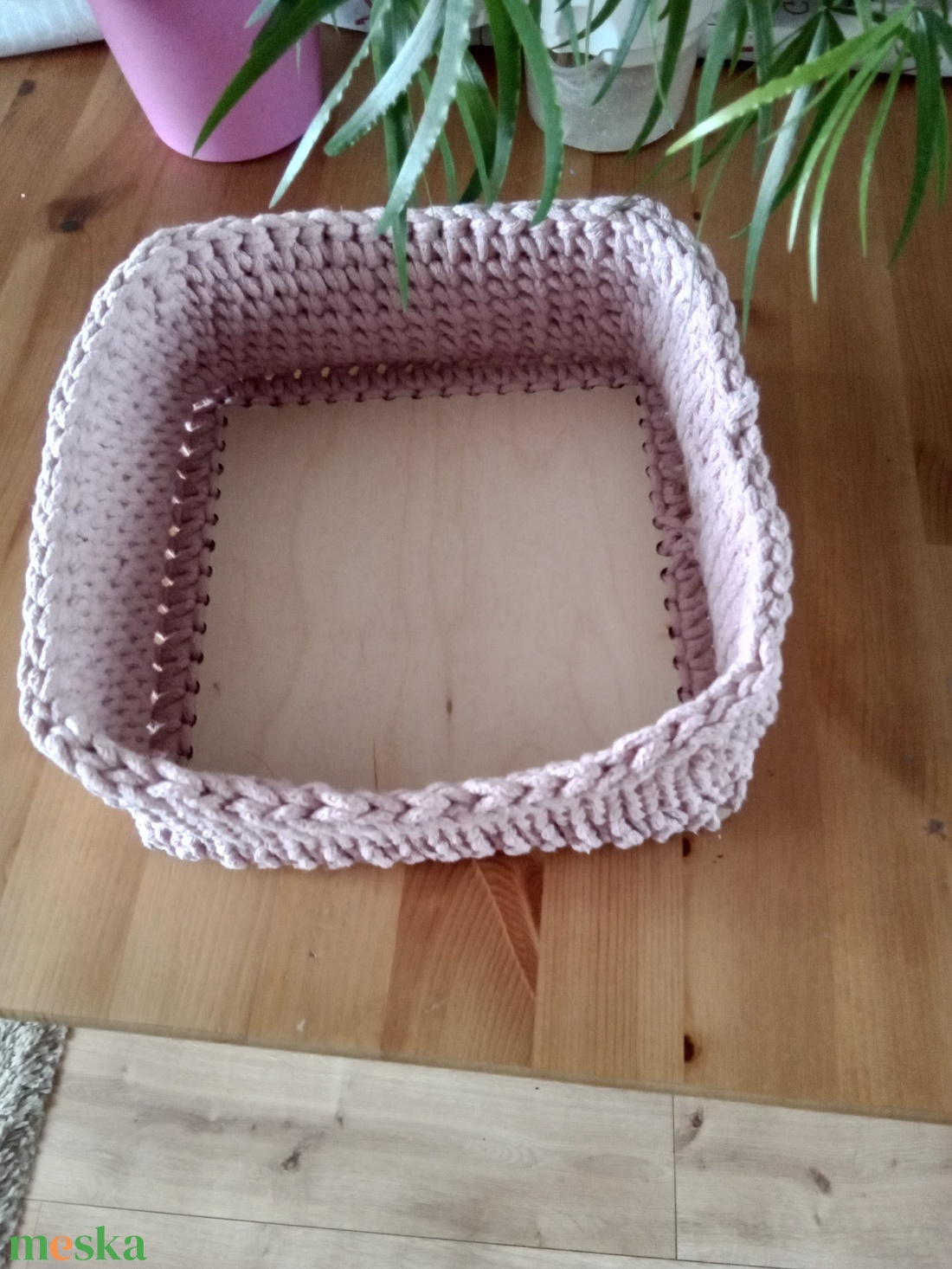 Kicsi horgolt kosár 02 - otthon & életmód - tárolás & rendszerezés - tárolókosár - Meska.hu