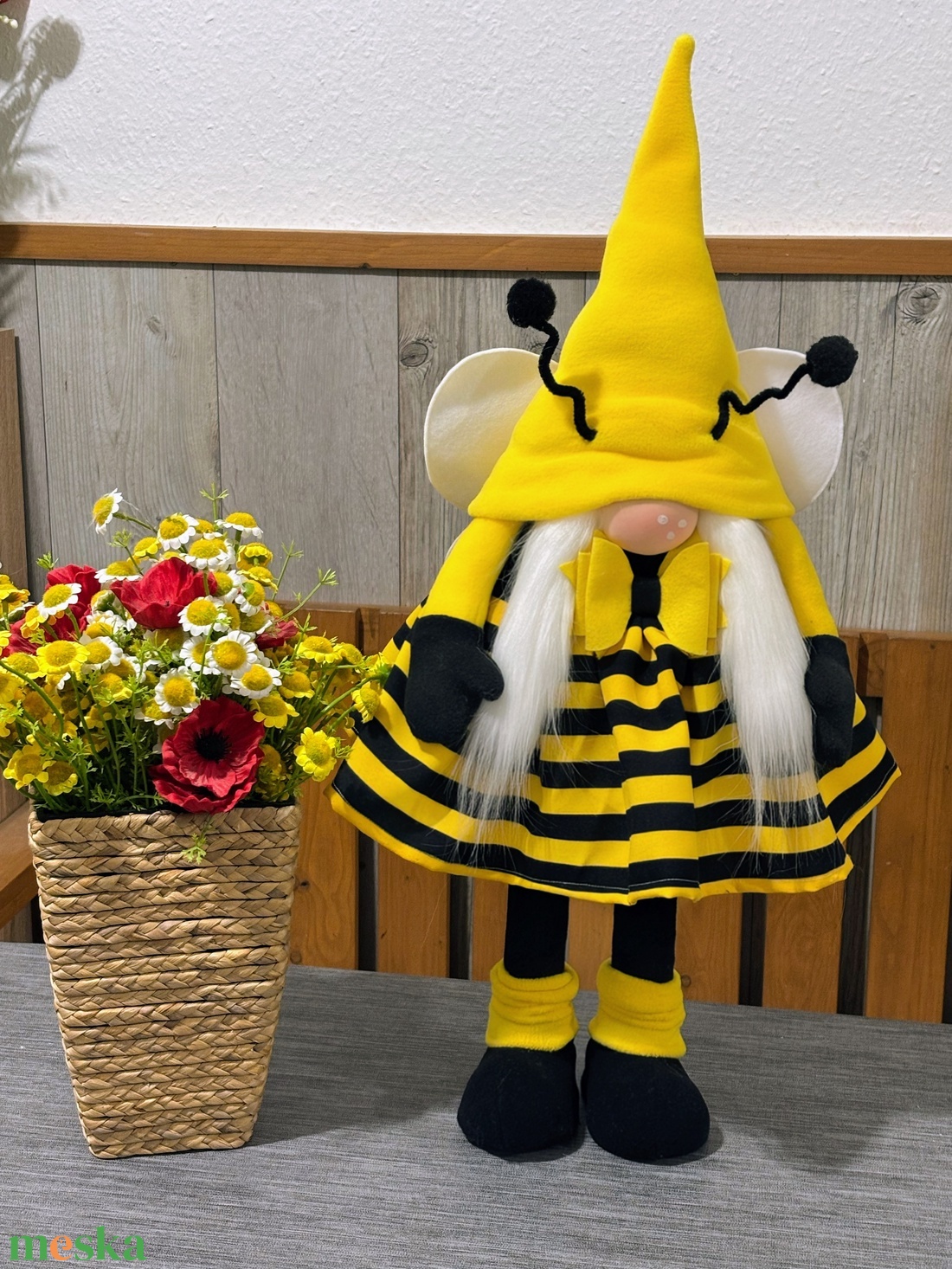 Méhecske manó álló - otthon & életmód - dekoráció - manók - Meska.hu