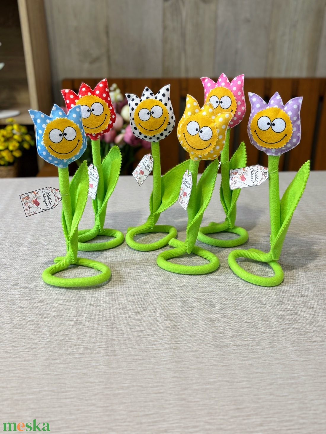 Nőnapi textil  álló tulipánok  - otthon & életmód - virágdekoráció - virágdíszek - asztali virágdísz - Meska.hu