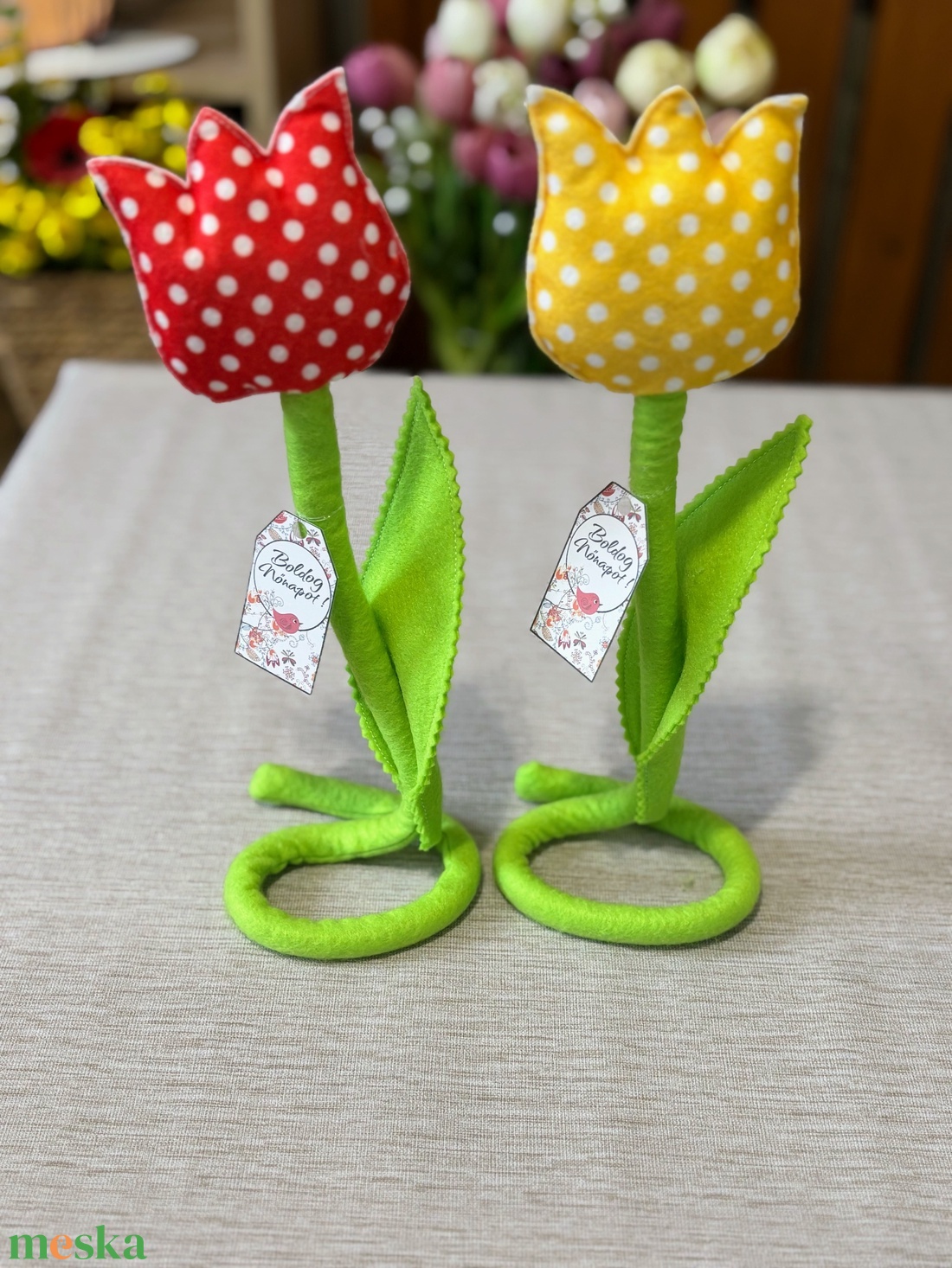 Nőnapi textil  álló tulipánok  - otthon & életmód - virágdekoráció - virágdíszek - asztali virágdísz - Meska.hu