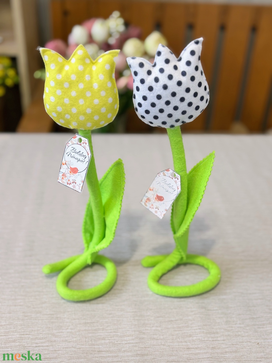 Nőnapi textil  álló tulipánok  - otthon & életmód - virágdekoráció - virágdíszek - asztali virágdísz - Meska.hu