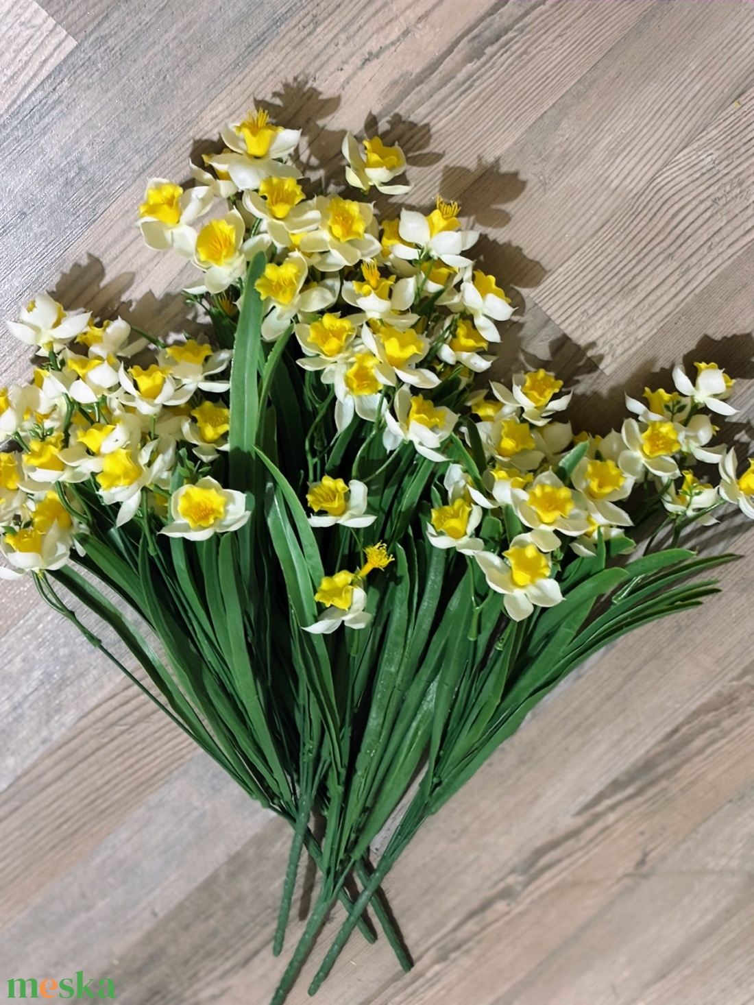 Nárcisz csokor gumi 44 cm  - otthon & életmód - virágdekoráció - virágdíszek - asztali virágdísz - Meska.hu