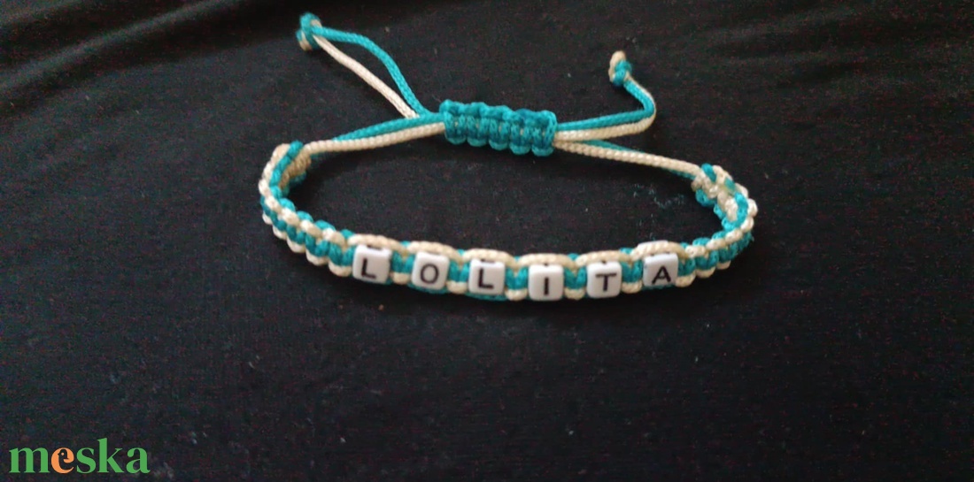 Névre szóló karkötő  - ékszer - karkötő - gyöngyös karkötő - Meska.hu