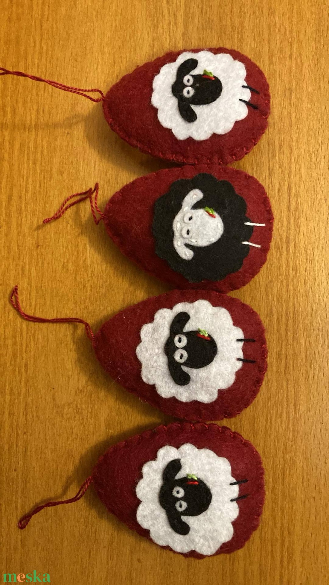 Húsvéti tojásdísz - bárány bordó2 - otthon & életmód - dekoráció - fali és függő dekoráció - függődísz - Meska.hu