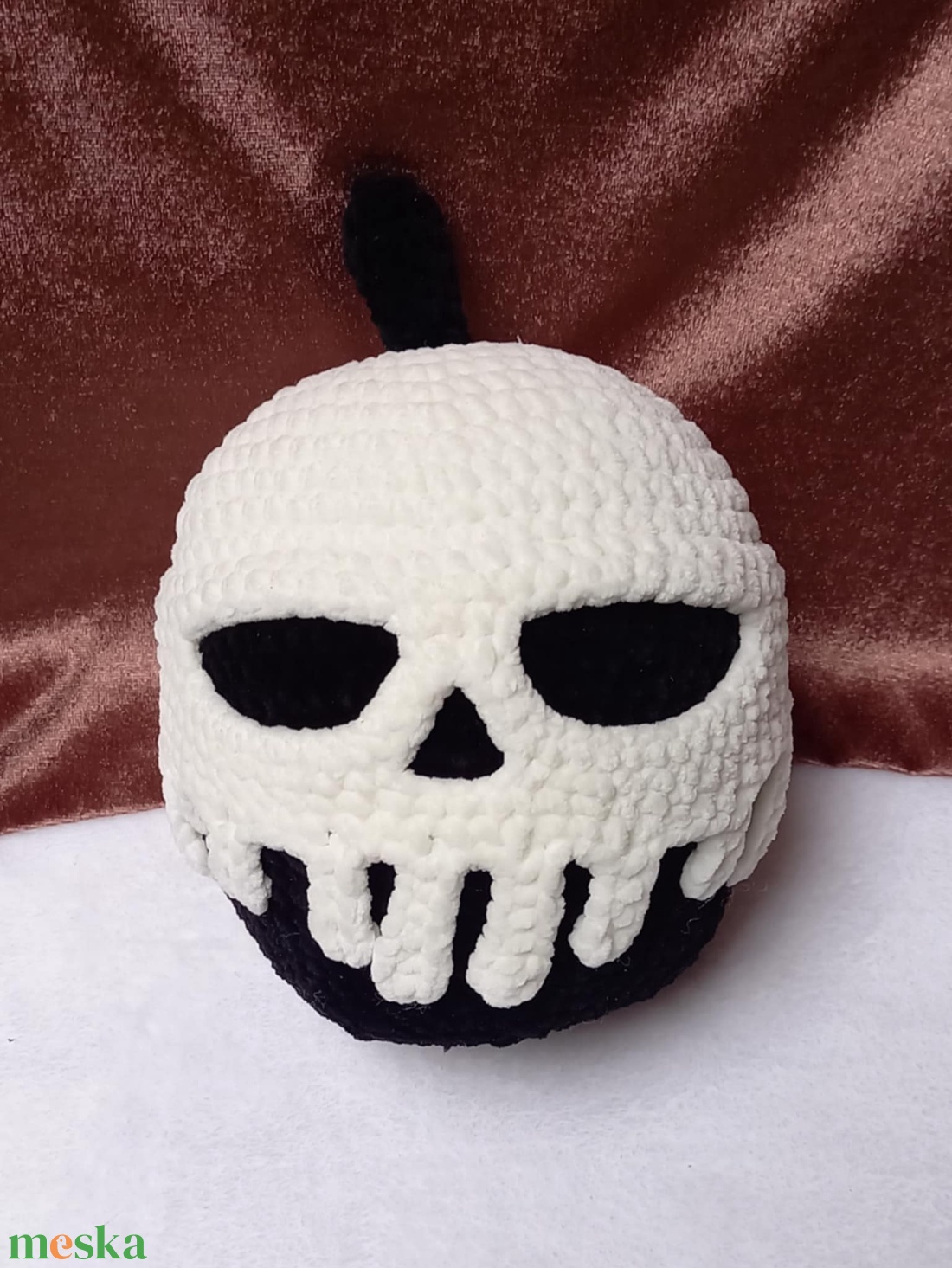 Koponyás alma- Poisoned apple- Mérgezett alma - otthon & életmód - dekoráció - halloween - halloweeni figurák - Meska.hu Koponyás alma- Poisoned apple- Mérgezett alma - otthon & életmód - dekoráció - halloween - halloweeni figurák - Meska.hu