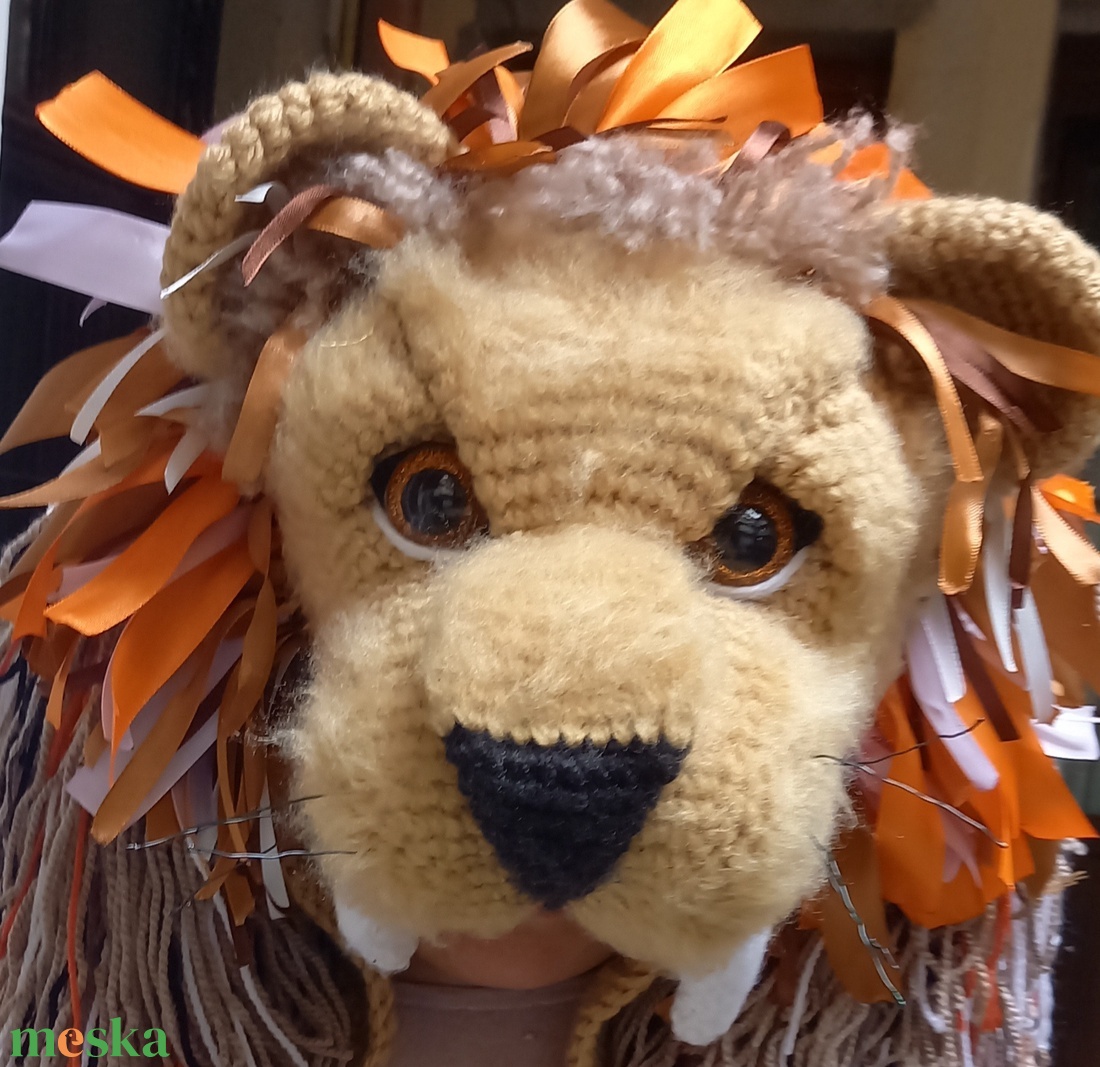 Luna Lovegood lion hat  - ruha & divat - sál, sapka, kendő - sapka - Meska.hu