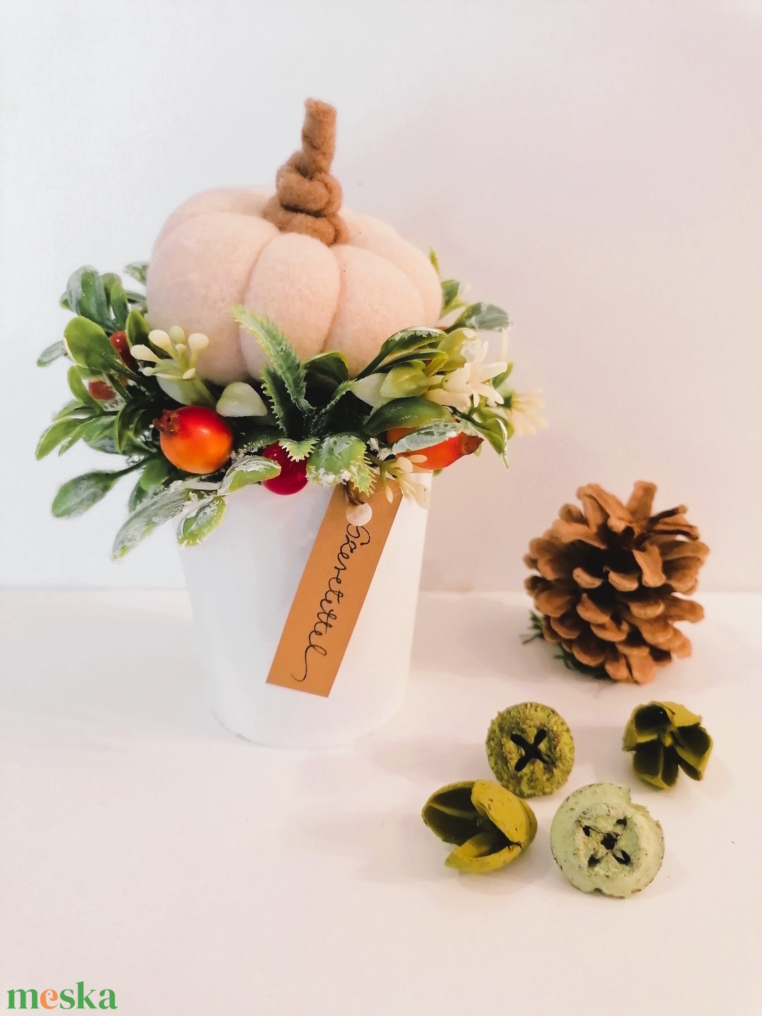 Mini tökös dísz -gipsz kaspóban gazdagon díszítve - karácsony - karácsonyi lakásdekoráció - ünnepi asztaldekoráció - Meska.hu Mini tökös dísz -gipsz kaspóban gazdagon díszítve - karácsony - karácsonyi lakásdekoráció - ünnepi asztaldekoráció - Meska.hu