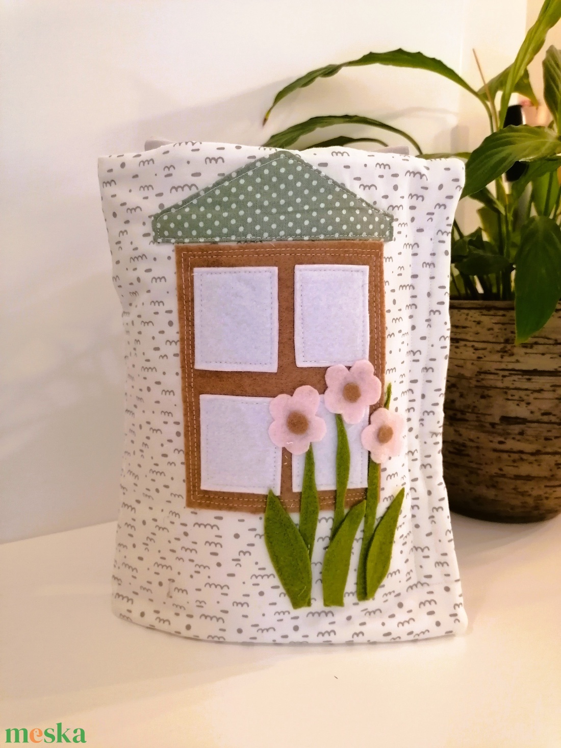 Nyuszilak - kézműves gyerek játék, nyuszival, ruhákkal - játék & sport - plüssállat & játékfigura - nyuszi - Meska.hu