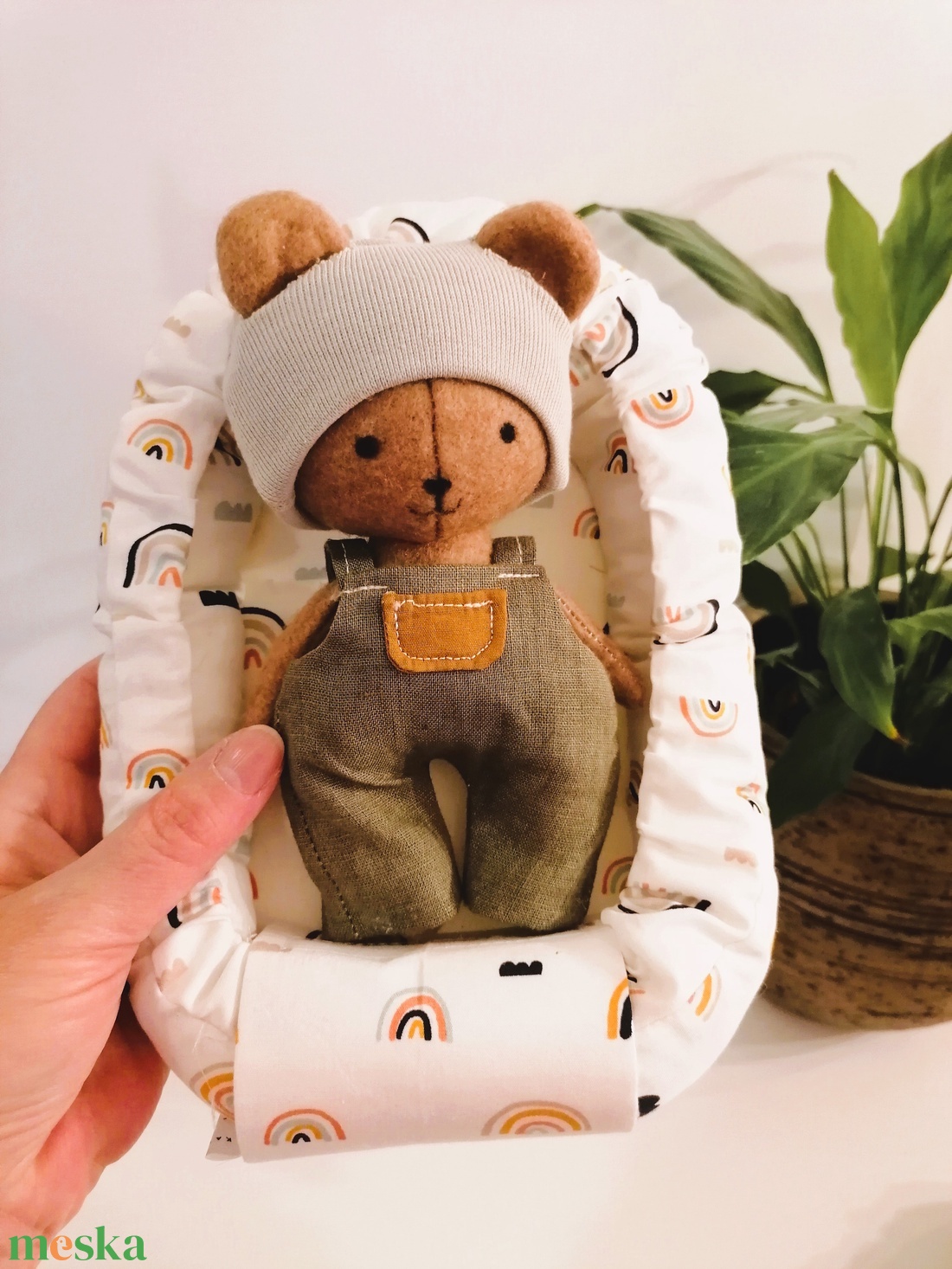 Mini maci, mini fészekben - kézműves textil játékfigura - játék & sport - plüssállat & játékfigura - maci - Meska.hu