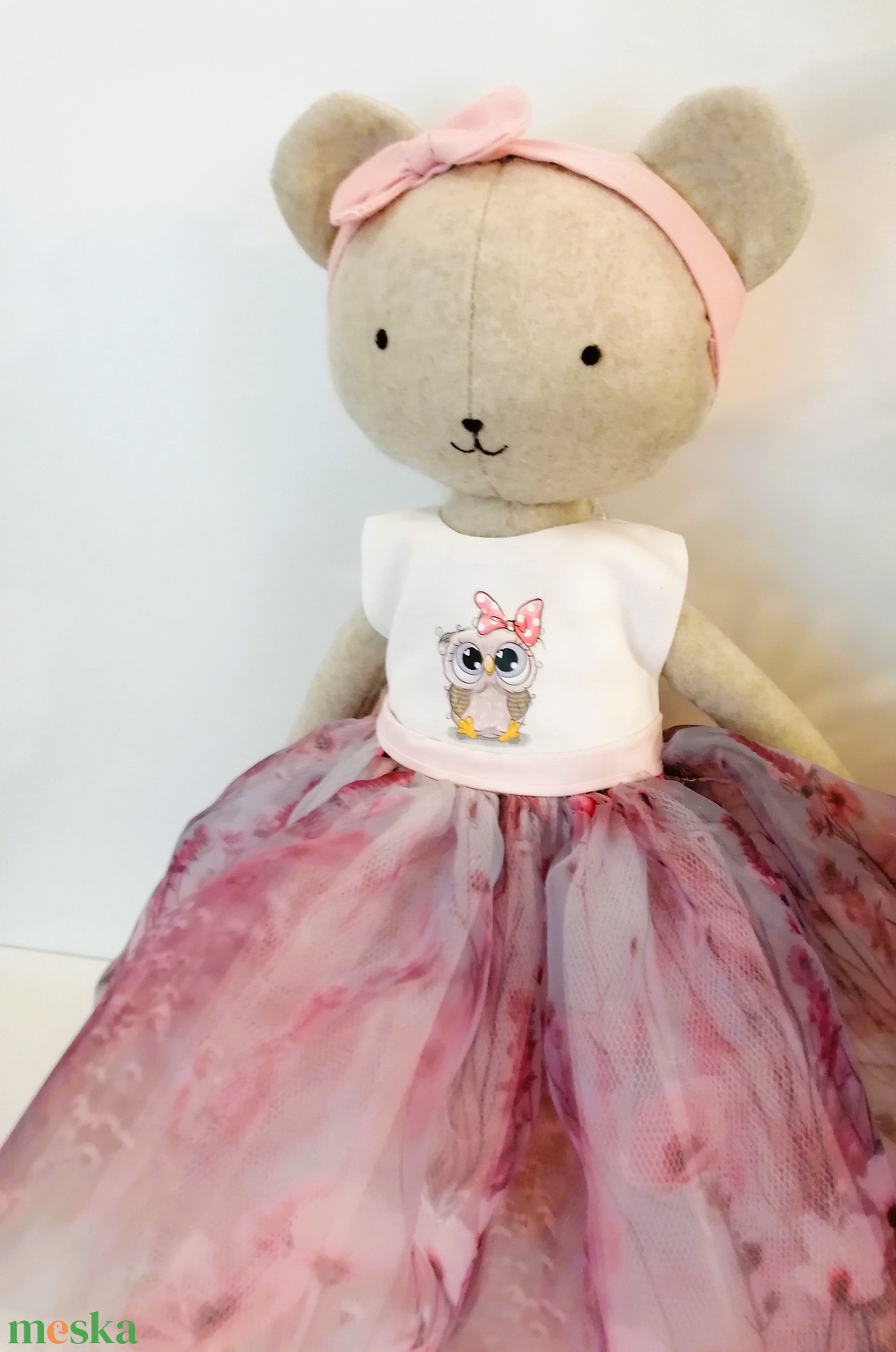 Maci lány organza szoknyában, pólóban - kézműves , textil játékfigura - játék & sport - plüssállat & játékfigura - más figura - Meska.hu Maci lány organza szoknyában, pólóban - kézműves , textil játékfigura - játék & sport - plüssállat & játékfigura - más figura - Meska.hu