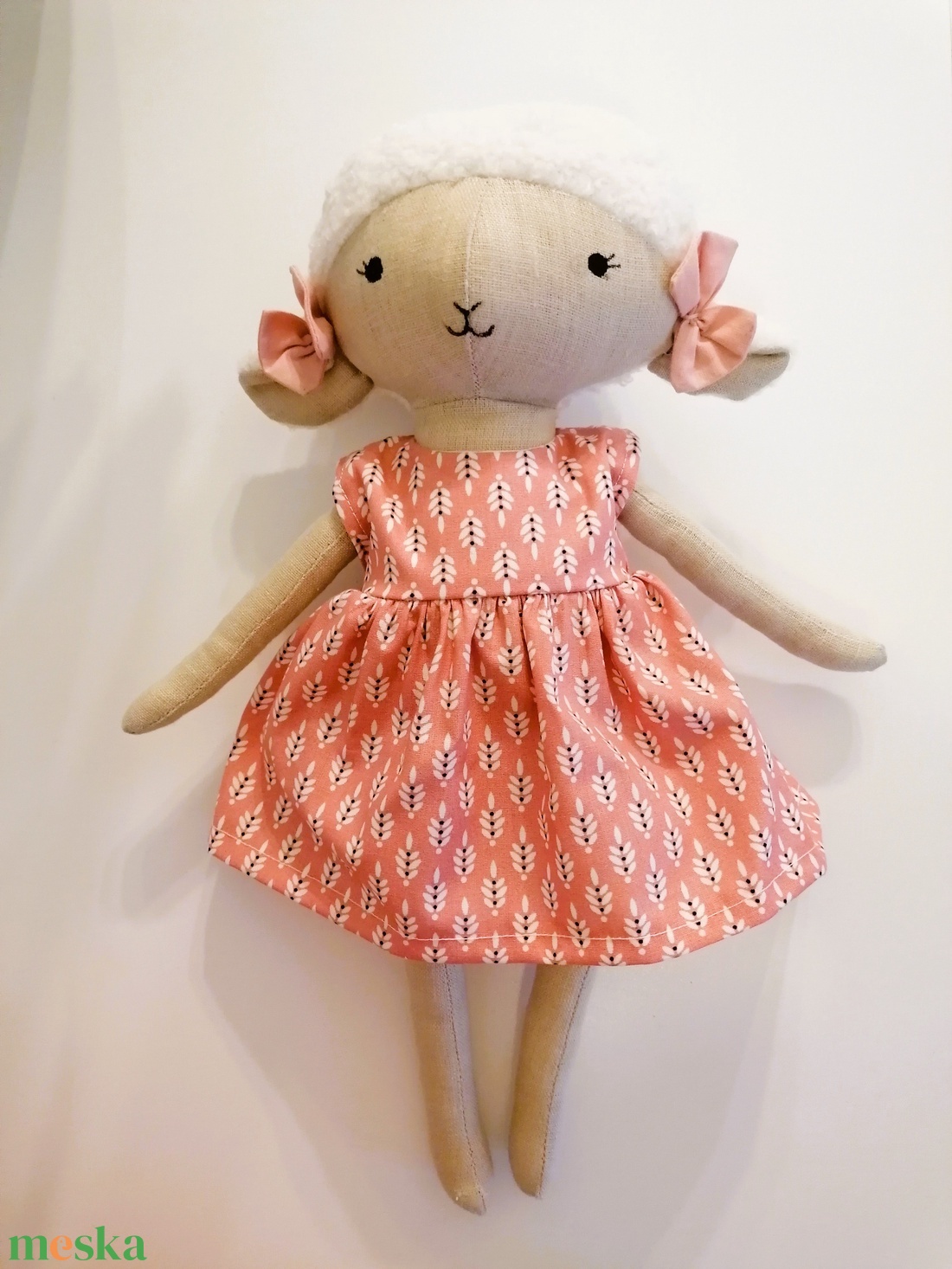 Bárány lány  - kézműves , textil játékfigura  - játék & sport - plüssállat & játékfigura - más figura - Meska.hu Bárány lány  - kézműves , textil játékfigura  - játék & sport - plüssállat & játékfigura - más figura - Meska.hu