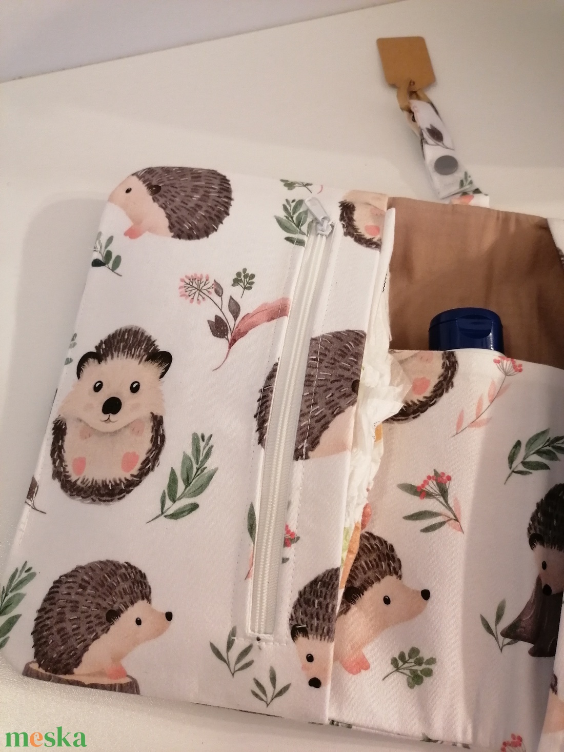 Happy Hedgehog - Pelenkázó neszesszer  - baba - mama - pelenkázó, babafürdető kellékek - pelenkázó neszeszer, pelenkatartó - Meska.hu
