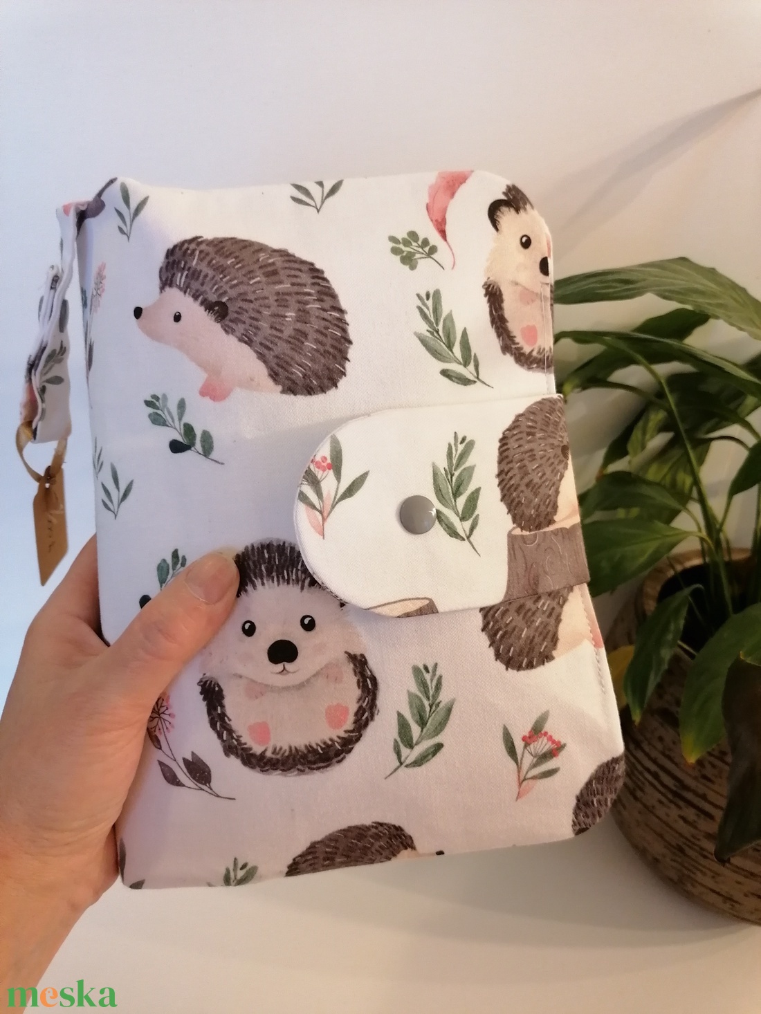 Happy Hedgehog - Pelenkázó neszesszer  - baba - mama - pelenkázó, babafürdető kellékek - pelenkázó neszeszer, pelenkatartó - Meska.hu