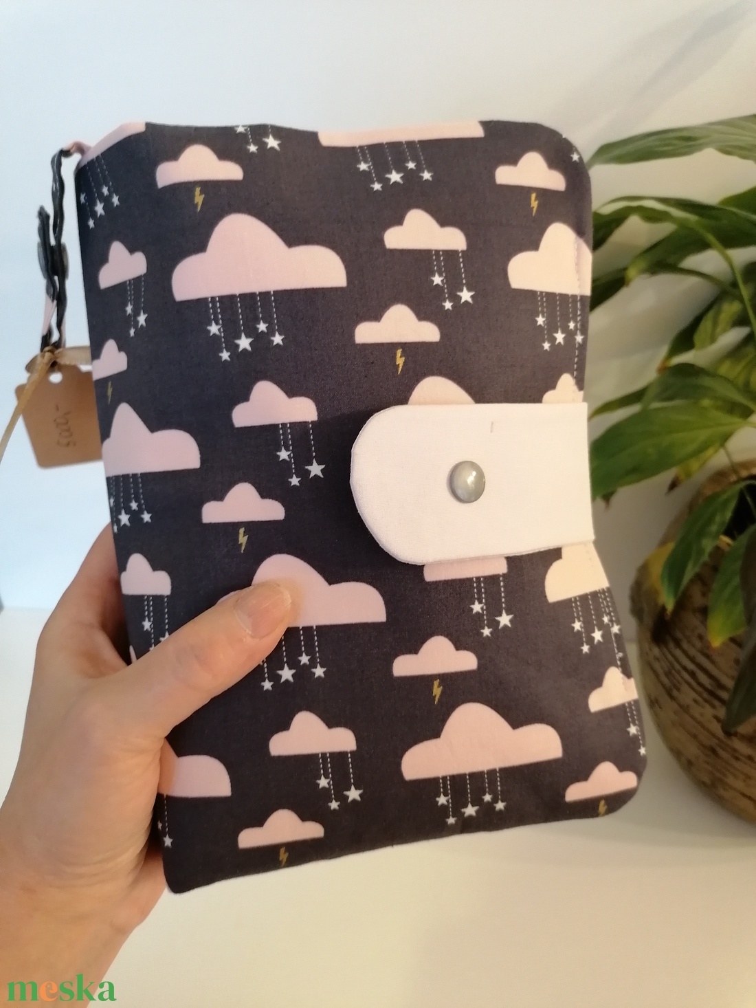 Clouds and stras - pelenkázó neszesszer - baba - mama - pelenkázó, babafürdető kellékek - pelenkázó neszeszer, pelenkatartó - Meska.hu