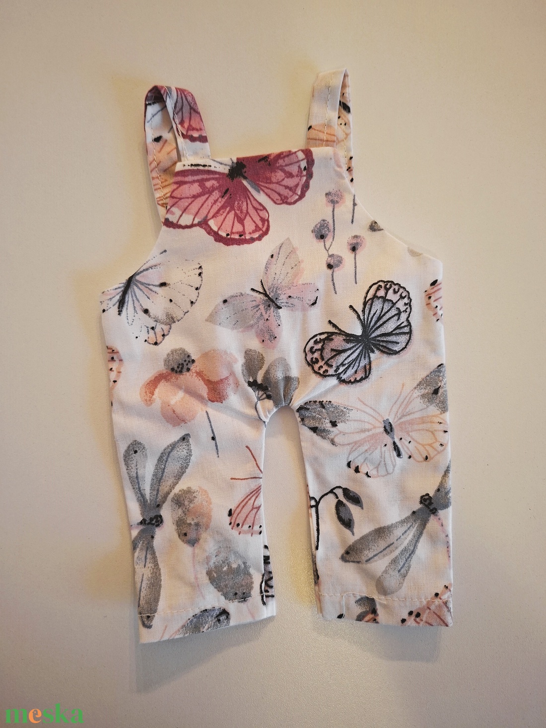 Kertésznadrág, overáll - ruházat, babaruha  textiljáték figurákra (Maci, Őzi, Nyuszi, Kutyus, Egérke, Panda) - játék & sport - baba & babaház - játékbaba, babakellék - Meska.hu