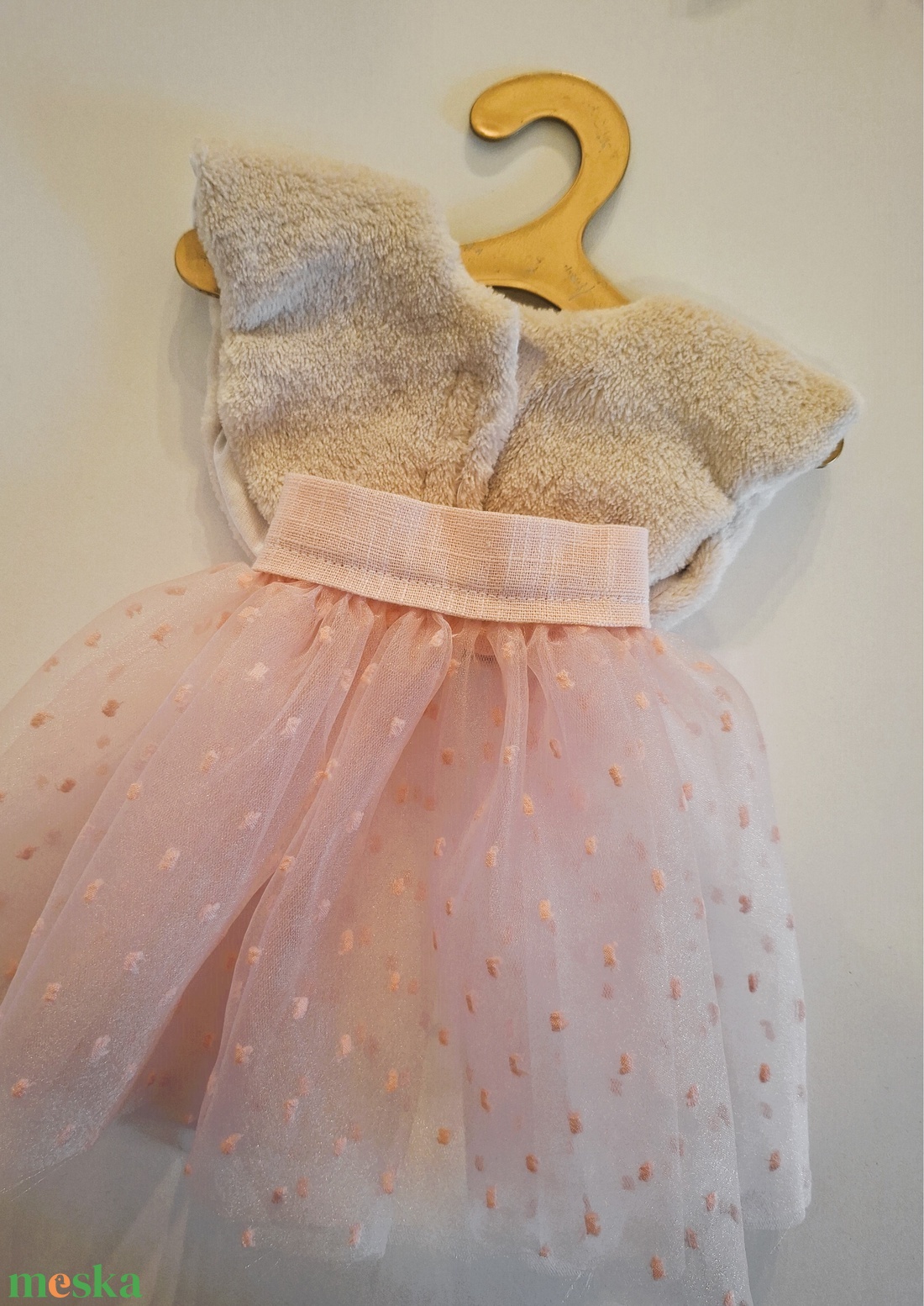 Tüll szoknya, szőrmés pelerinnel -  Textiljáték figurákra (Maci, Őzi, Nyuszi, Kutyus, Egérke, Panda) - játék & sport - baba & babaház - játékbaba, babakellék - Meska.hu