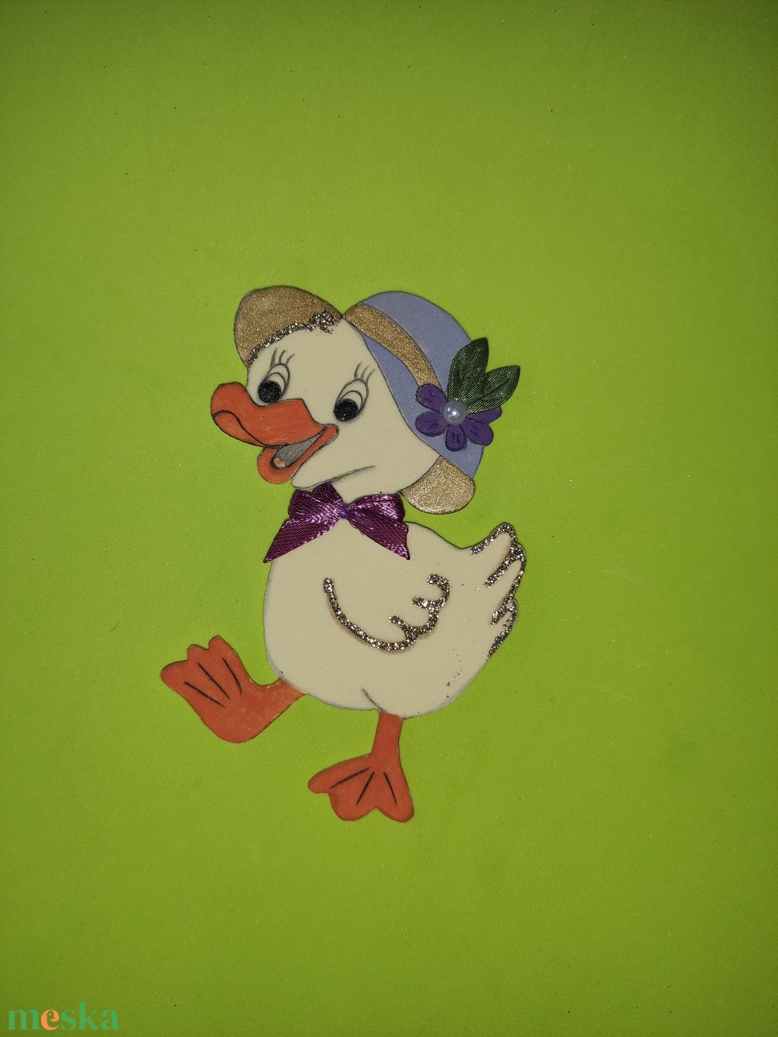 Vidám húsvéti kacsa virágos kalapban - otthon & életmód - konyhafelszerelés, tálalás - konyhai dekoráció - hűtőmágnes - Meska.hu