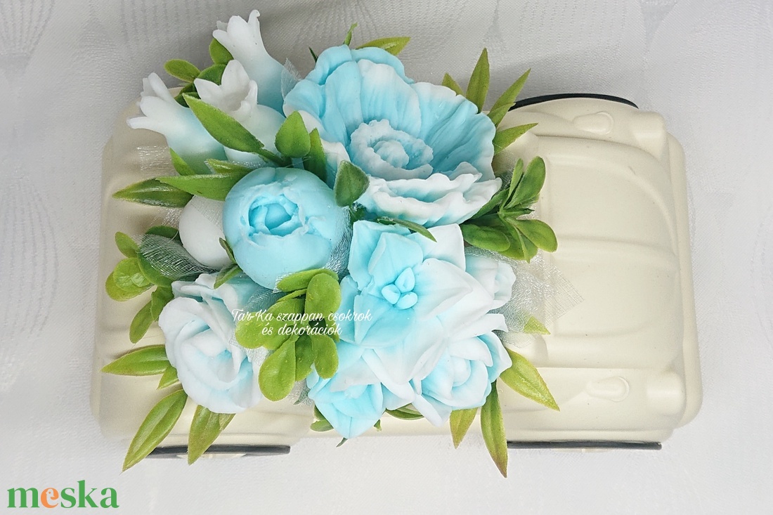Szappanvirág csokrok autóban  - otthon & életmód - dekoráció - virágdísz és tartó - csokor & virágdísz - Meska.hu