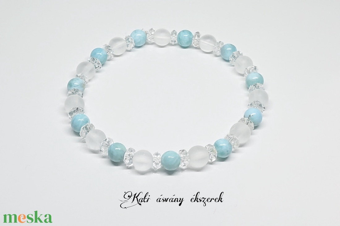 Larimar és hegyikristály ásvány karkötő - ékszer - karkötő - bogyós karkötő - Meska.hu