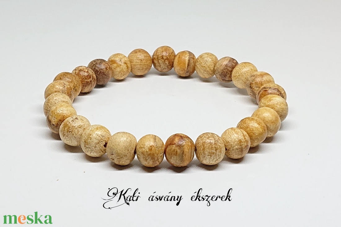 Illatos Palo Santo fa karkötő  - ékszer - karkötő - bogyós karkötő - Meska.hu