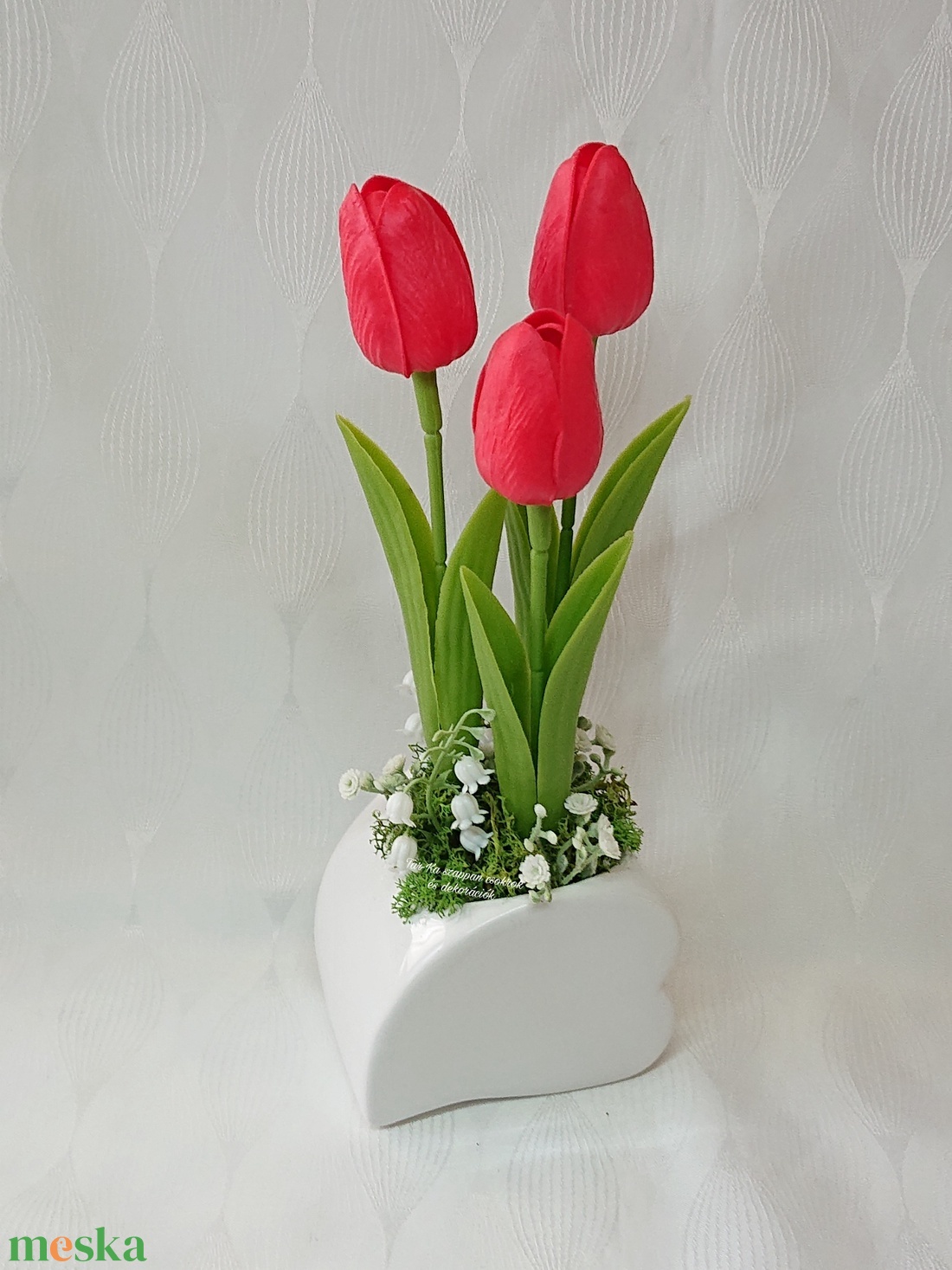3 szálas élethű tulipán csokor szív kaspóban - otthon & életmód - dekoráció - virágdísz és tartó - csokor & virágdísz - Meska.hu 3 szálas élethű tulipán csokor szív kaspóban - otthon & életmód - dekoráció - virágdísz és tartó - csokor & virágdísz - Meska.hu